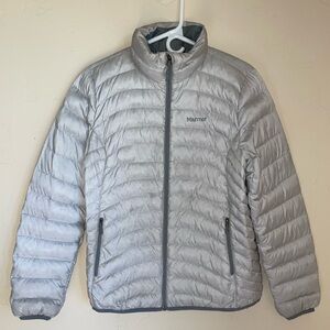 Marmot 600 fill lightweight puffy coat.